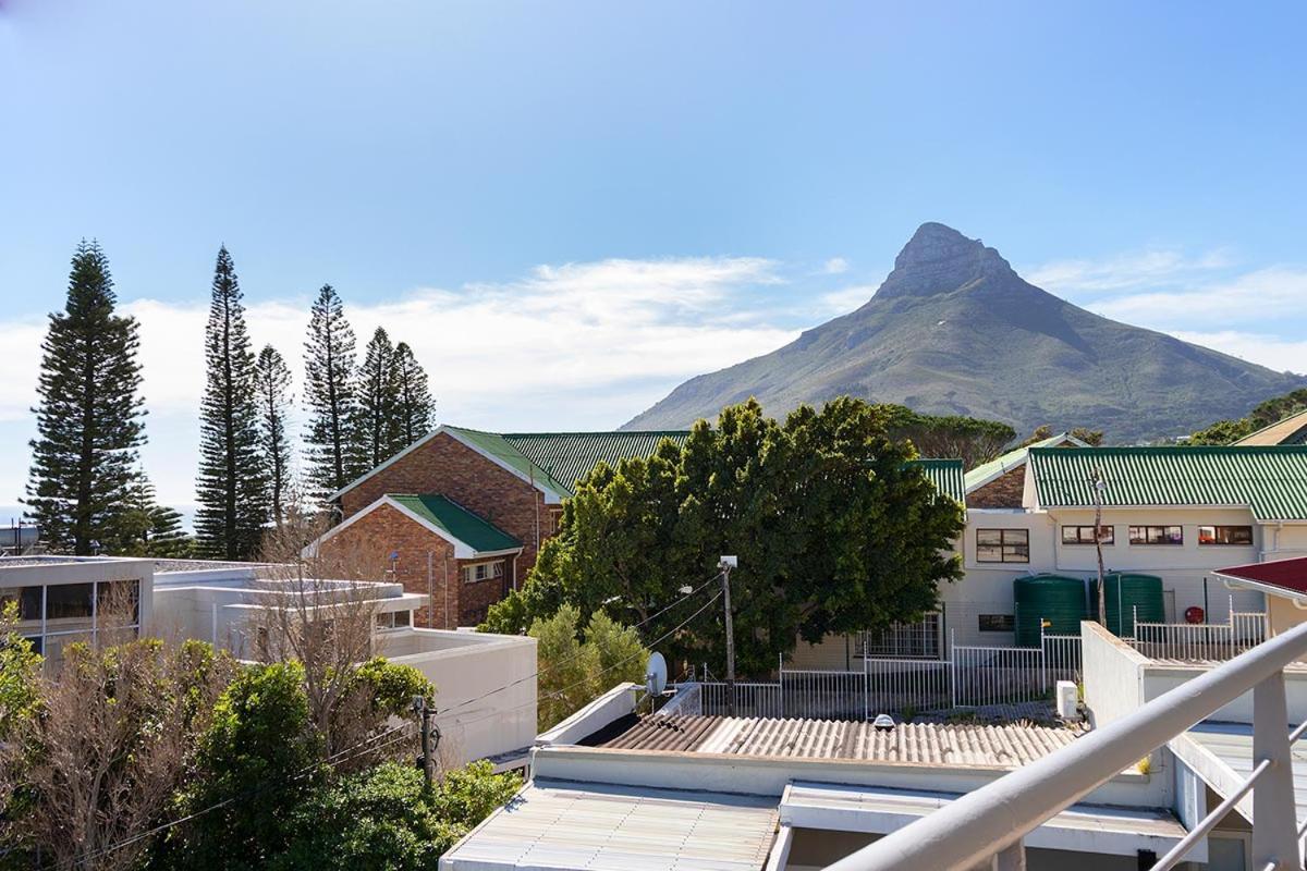 Stunning Sea View Apartment - Camps Bay Le Cap Extérieur photo
