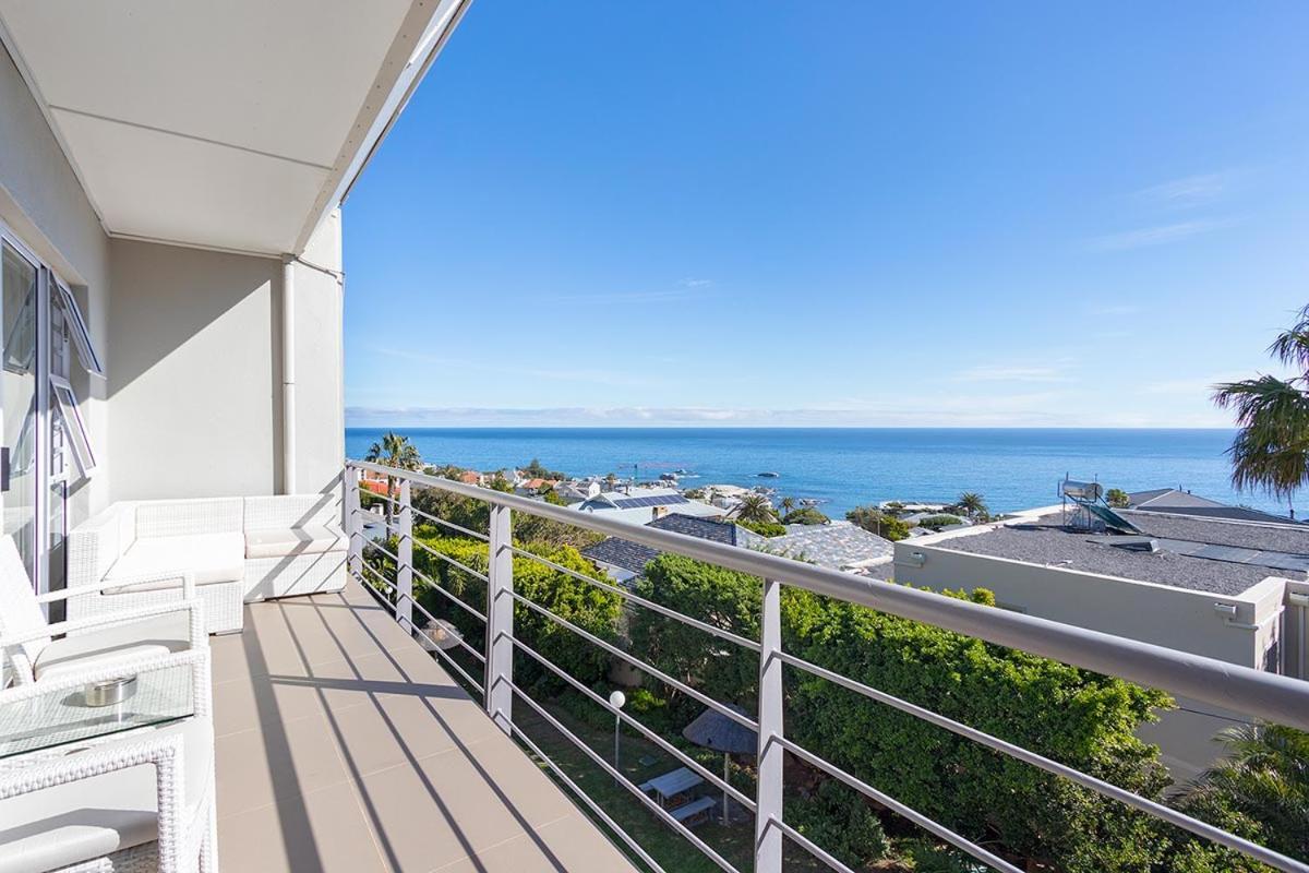 Stunning Sea View Apartment - Camps Bay Le Cap Extérieur photo