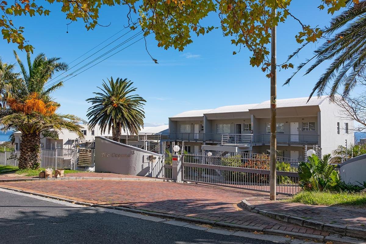 Stunning Sea View Apartment - Camps Bay Le Cap Extérieur photo