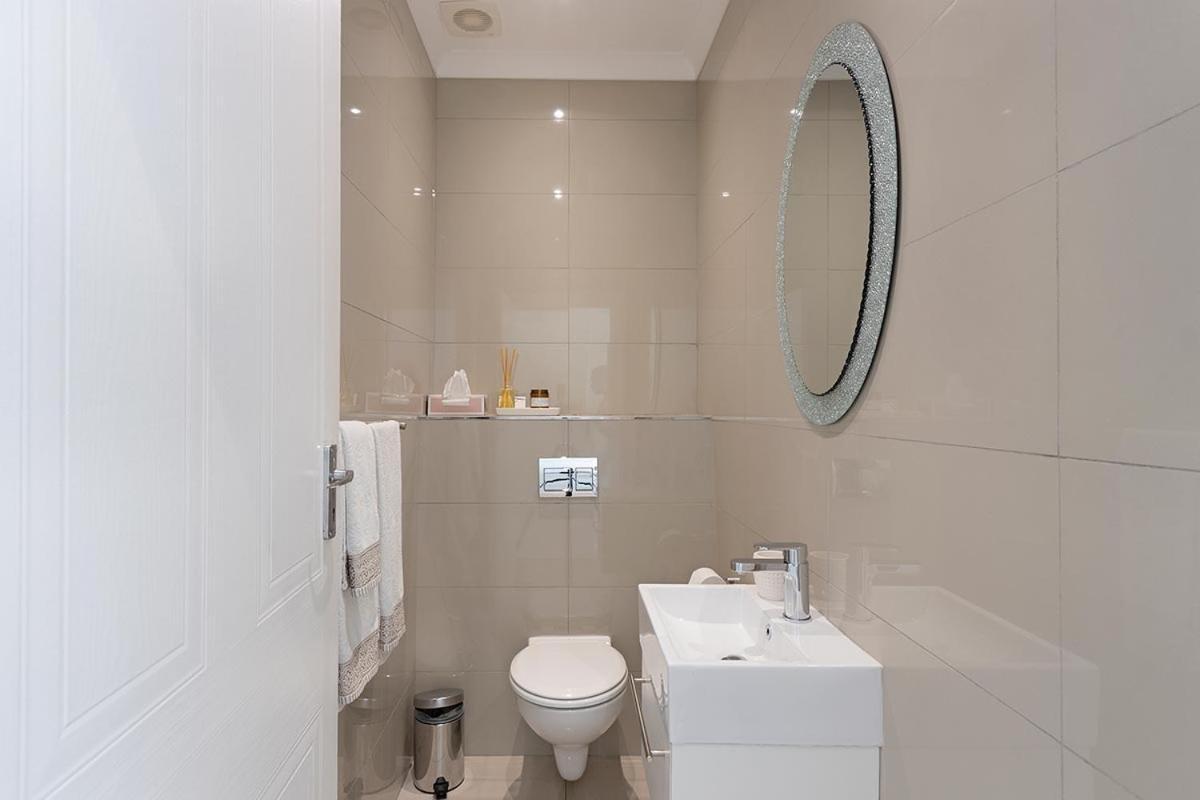 Stunning Sea View Apartment - Camps Bay Le Cap Extérieur photo